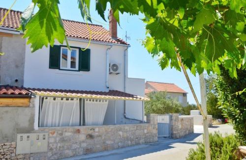 Cove Makarac (Milna) Apartment | Apartman Paula