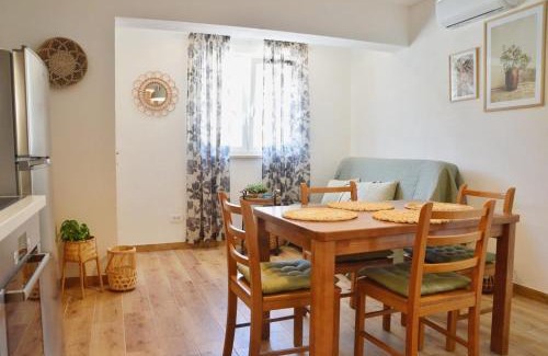 Cove Makarac (Milna) Apartment | Apartman Paula