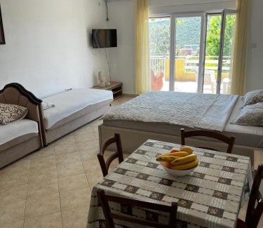 Bigovo Apartment | Apartman Perić