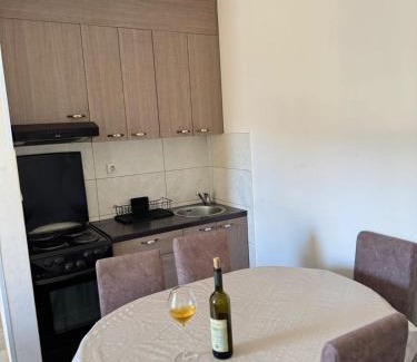 Trebesinj Apartment | Apartman Tafra 3