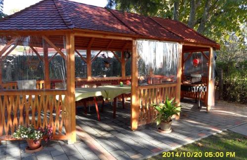 Harkany Apartment | Apartmanház Gabriella