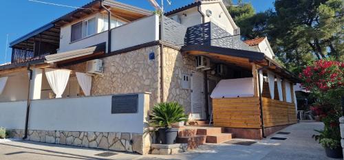 Vrboska Apartment | Apartmani Dutković