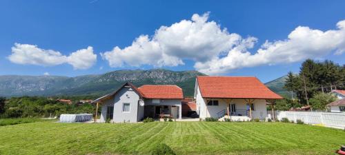 Nisava District Apartment | Apartmani Petrović SEMČE Suva Planina