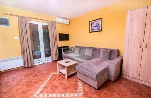 Babilonija Apartment | APARTMANI VUKADINOVIC LUX
