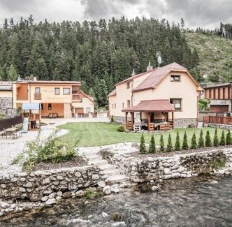 Liptovsky Jan House | Apartmanovy Dom Martha a Domček Martuška