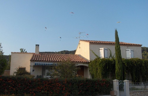 Saint-Come-et-Maruejols Apartment | Apartment with swimming pool in a village : Nîmes 15 mn, sea 40 mn, Cévennes 1h