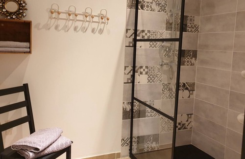 Saint-Marcel-d'Aredeche Apartment | Apartment with Garden