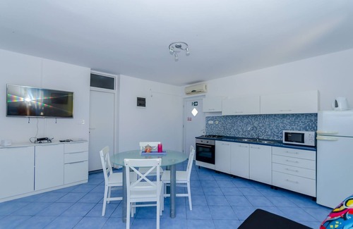 Zastrazisce Apartment | Apartments Vidoni (97751-A1) - Zastrazisce - island Hvar
