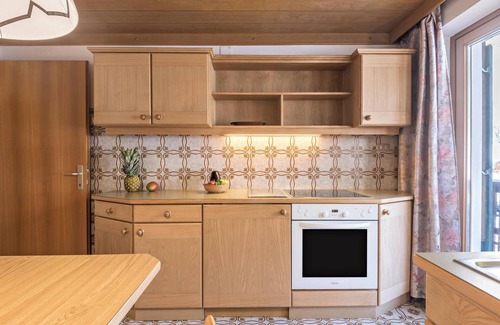 Selva di Val Gardena Apartment | Apartment “Panoramico Haus Forelle” on the Slopes with Mountain View & Garden