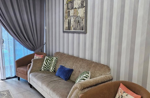 Malacca City Apartment | Apartmen 2 bedroom like your home.Suitable for 8-10 guest.