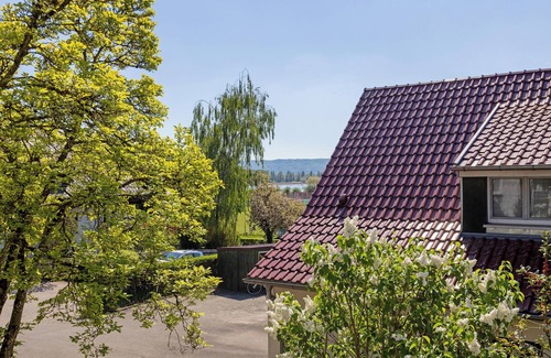 Radolfzell am Bodensee Apartment | Apartment 'Casa Di Napolitano 3' with Balcony and Wi-Fi