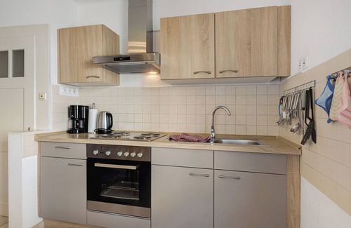 Radolfzell am Bodensee Apartment | Apartment 'Kleeblatt' with Shared Terrace, Shared Garden and Wi-Fi