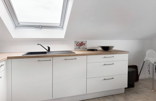 Rielasingen-Worblingen Apartment | Apartment 'Fewo-worb' with Mountain View, Balcony and Wi-Fi