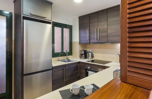 Fuente Alamo de Murcia Apartment | Apartment 'El Oasis Monaco 3 Bajo A' with Shared Pool, Wi-Fi and Air Conditioning