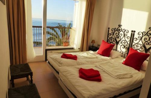 Sant Andreu de Llavaneres Apartment | Apartment La Rosa (Blaumar)