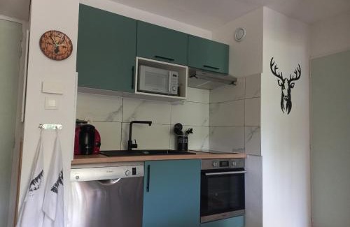 Saint-Francois-Longchamp Apartment | Apartment for 5-7 people