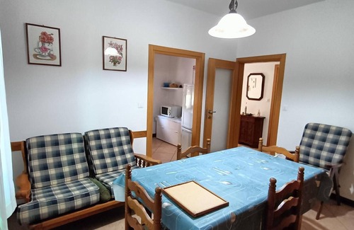Rivarotta Apartment | Apartment 'Oliva's House' with Private Garden, Wi-Fi and Air Conditioning