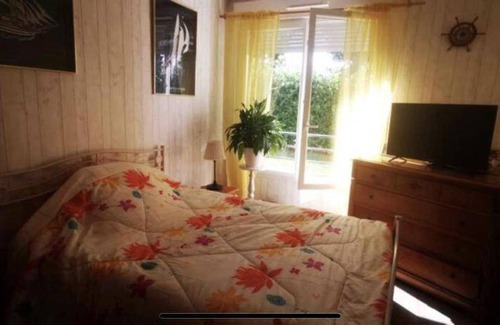 Rambouillet Apartment | Apartment ∙ 1 bedroom ∙ 2 guests
