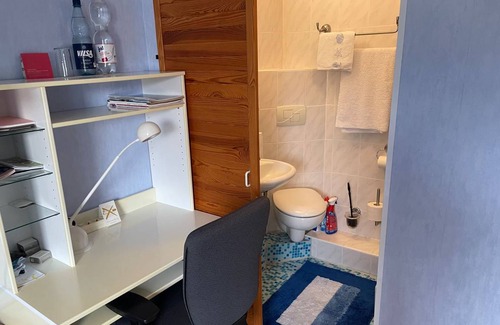Kirchrode-Bemerode-Wulferode Apartment | Apartment ∙ 1 bedroom ∙ 1 guest