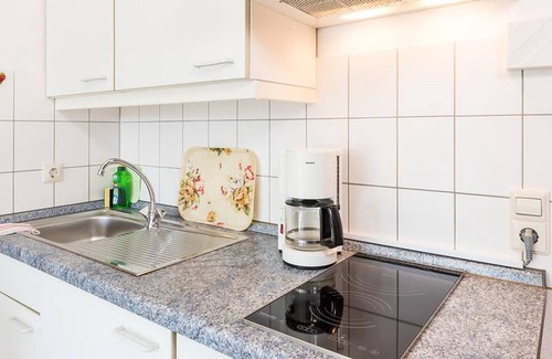 Uhldingen-Muehlhofen Apartment | Apartment '1, 30qm' with Balcony and Wi-Fi
