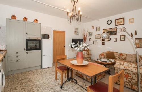 Great Witley Apartment | Apartment 1 The Bridge at Stanford Hotel