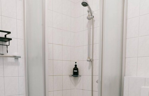 Groedig Apartment | Apartment 1 with small terrace and in view of Untersberg