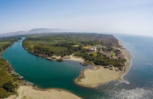 Ulcinj Apartment | Apartment 10/A,red, for 5 People, 500 Meters from Beach,Breakafast included