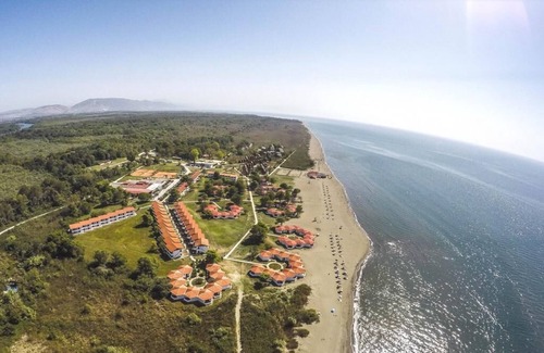 Ulcinj Apartment | Apartment 10/A,red, for 5 People, 500 Meters from Beach,Breakafast included