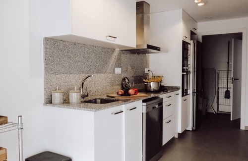 Torredembarra Apartment | Apartment 100m beach and train with free parking