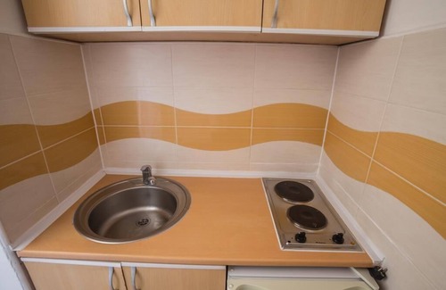 Ulcinj Apartment | Apartment 12,yellow,4 People,500 Meter from famous"Grand Beach",Breakfast incl.