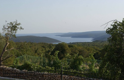 Stanisovi Apartment | Apartment 1255/12014 (Istria - Koromačno), 4000m from the beach