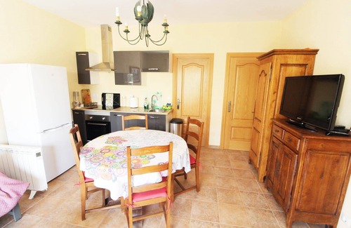 Vidreres Apartment | Apartment 2 adults 2 children. 7 min from the beaches and coves of Lloret de Mar