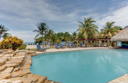 Placencia Apartment | Apartment ∙ 2 bedrooms ∙ 4 guests
