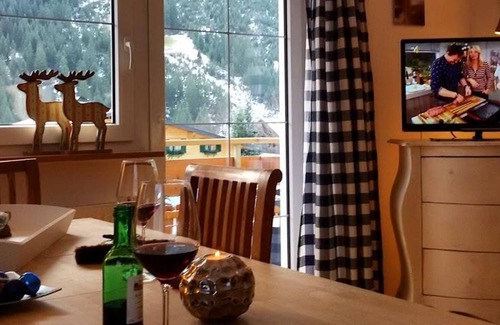 Mittelberg Apartment | Apartment / 2 bedrooms / shower / WC, Nr. 3 - Haus Walser Berge - Family ter Braak