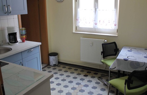 Guestrow Apartment | Apartment 2 - City-Apartment royshell