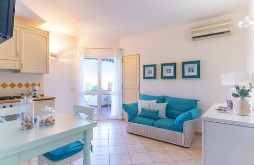 Golfo Aranci Apartment | Apartment 2 steps from the sea