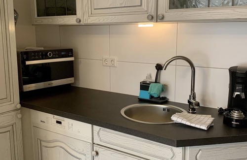 Emden Apartment | Apartment 2, studio in central location with large sun terrace