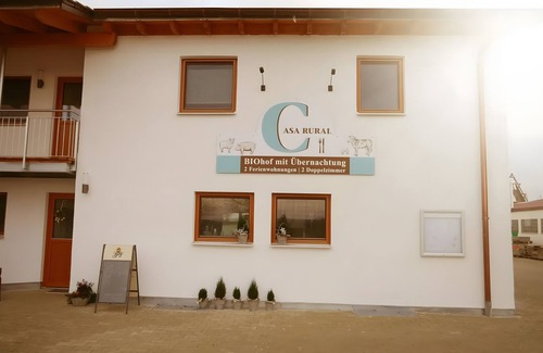 Nerenstetten Apartment | Apartment '2' with Shared Terrace, Shared Garden and Wi-Fi