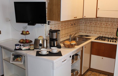 Gardola Apartment | Apartment 206 for up to 6 people from 70, - €/night incl w-lan free lake view