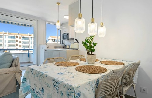 Torredembarra Apartment | Apartment 250m beach with pool and parking