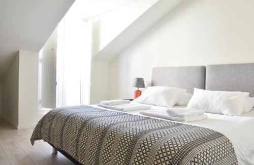 Pena Apartment | Apartment 28 Tram Duplex