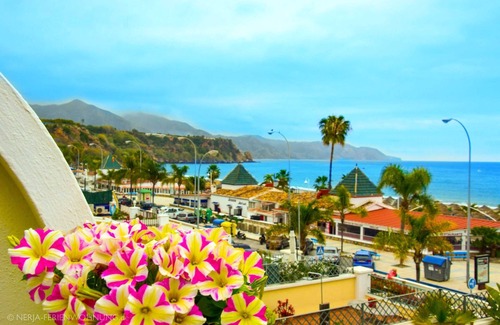 Nerja Apartment | Apartment 2E front row, Air Condition, WLAN, Balcony sea view, Playa Burriana
