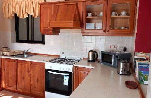 Marsalforn Apartment | Apartment ∙ 3 bedrooms ∙ 10 guests