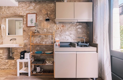 Old Town Apartment | Apartment '3 Ciprés' with Balcony, Wi-Fi and Air Conditioning