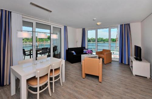 Eckernfoerde Apartment | Apartment 31 "Ankerplatz 31" Blickrichtung Binnenhafen WestInnenstadtSeitlicher Meerblick