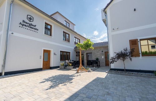 Hoyerswerda Apartment | Apartment 4 Carla - Burghof Apartments Hoyerswerda
