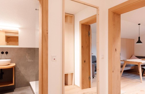Riezlern Apartment | Apartment 7 with 1 bedroom and south-facing balcony - Gästehaus Strasser