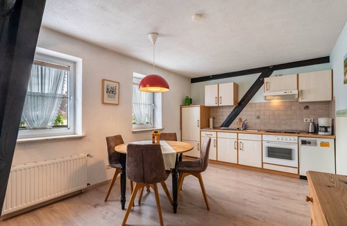 Soernewitz Apartment | Apartment '7' with Shared Garden and Wi-Fi