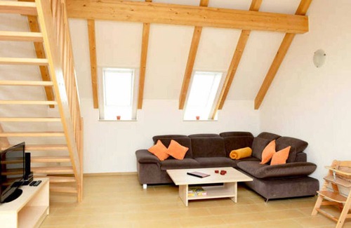 Weissenberg Apartment | Apartment 8 - 115sqm (2-6 persons) - "Weichaer Hof" FBS Sonja Fritsch & Hagen Schmidt GbR