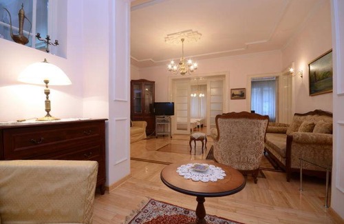 Slavija Apartment | Apartment ∙ 8 guests